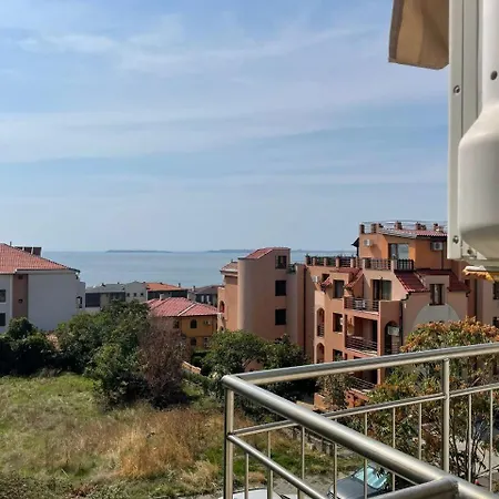 Apartment Dom-el Real 1 -