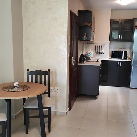Dom-el Real 1 - Apartment