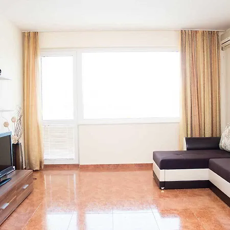 Apartment Dom-el Real 1 - *