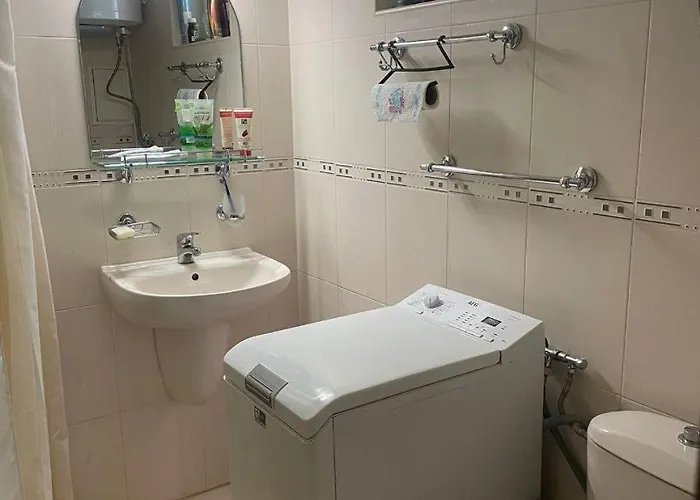 Apartment Dom-el Real 1 - *