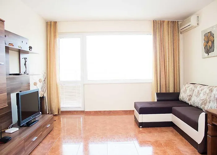 Apartment Dom-el Real 1 - *